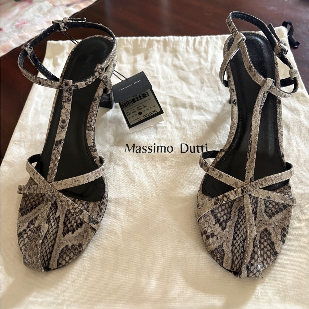 Massimo Dutti Black and Gray Heels Elegant Design